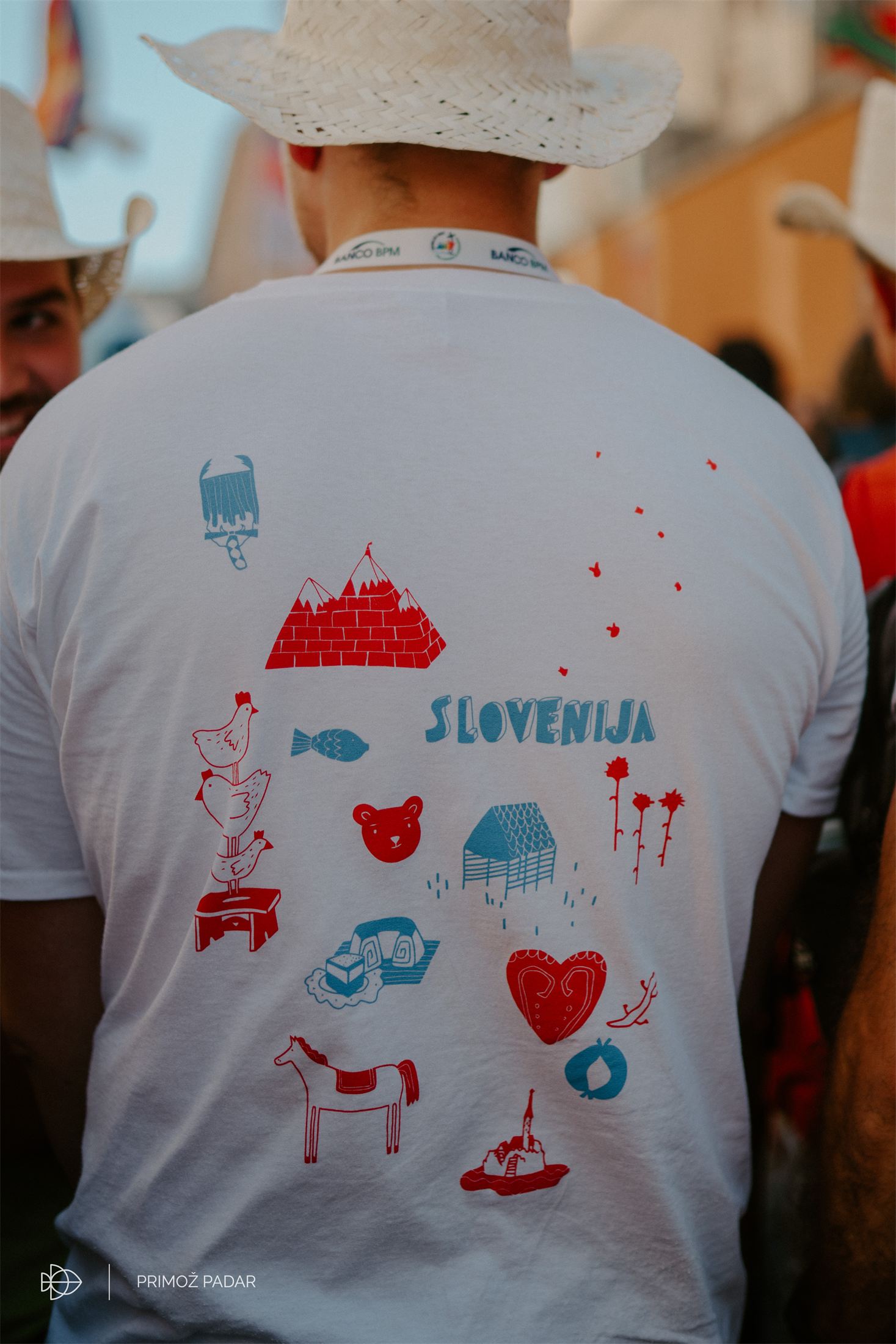 The Slovenija t-shirt back print, worn in Rome